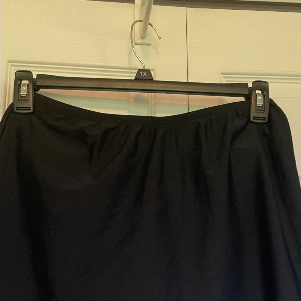 Women’s Croft & Barrow sz 10 black swim skirt over bikini bottom 15% spandex - Picture 8 of 10